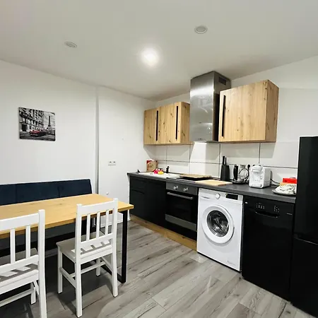 Im Zentrum * Waltershausen